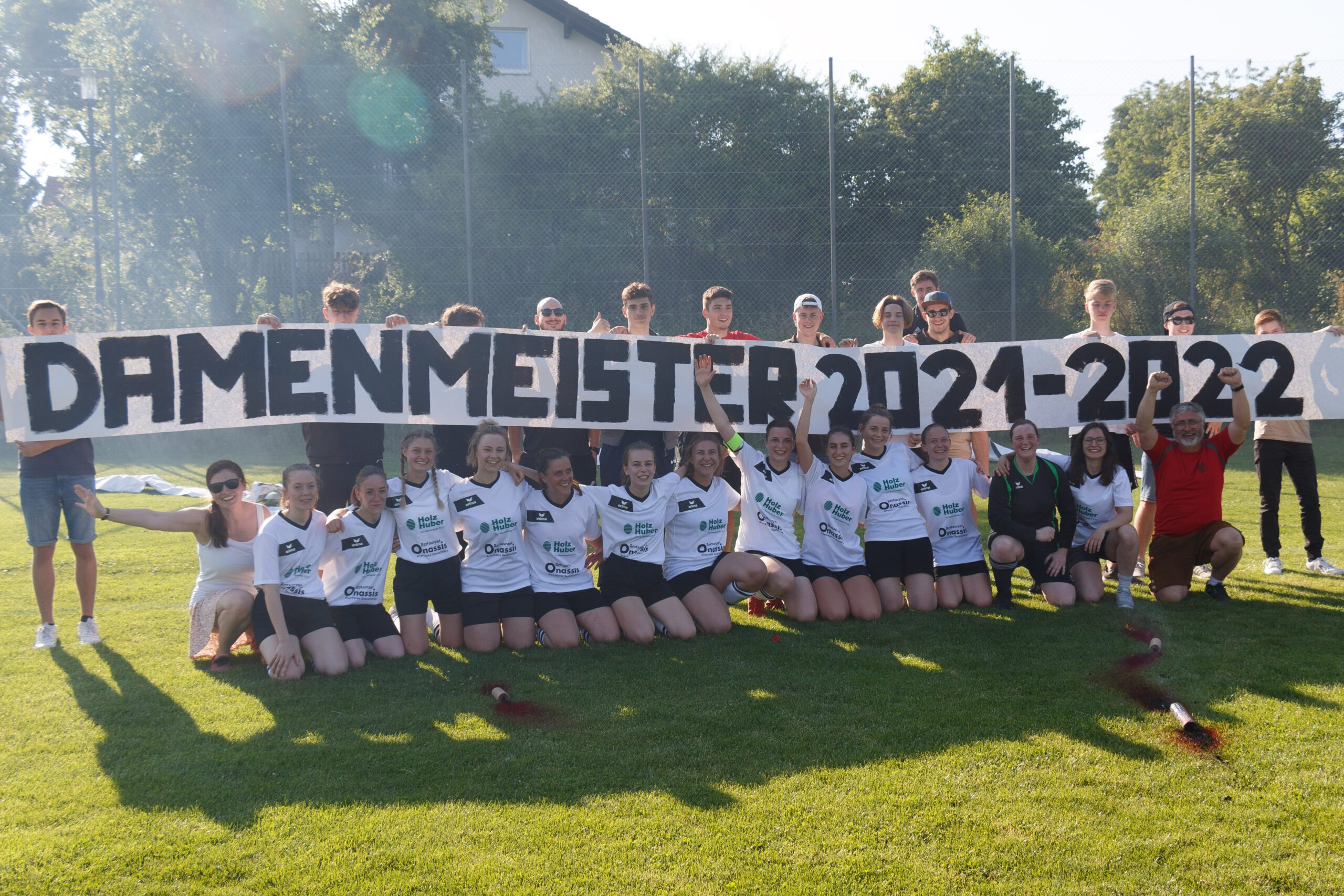 SVP-Fußballerinnen Meister